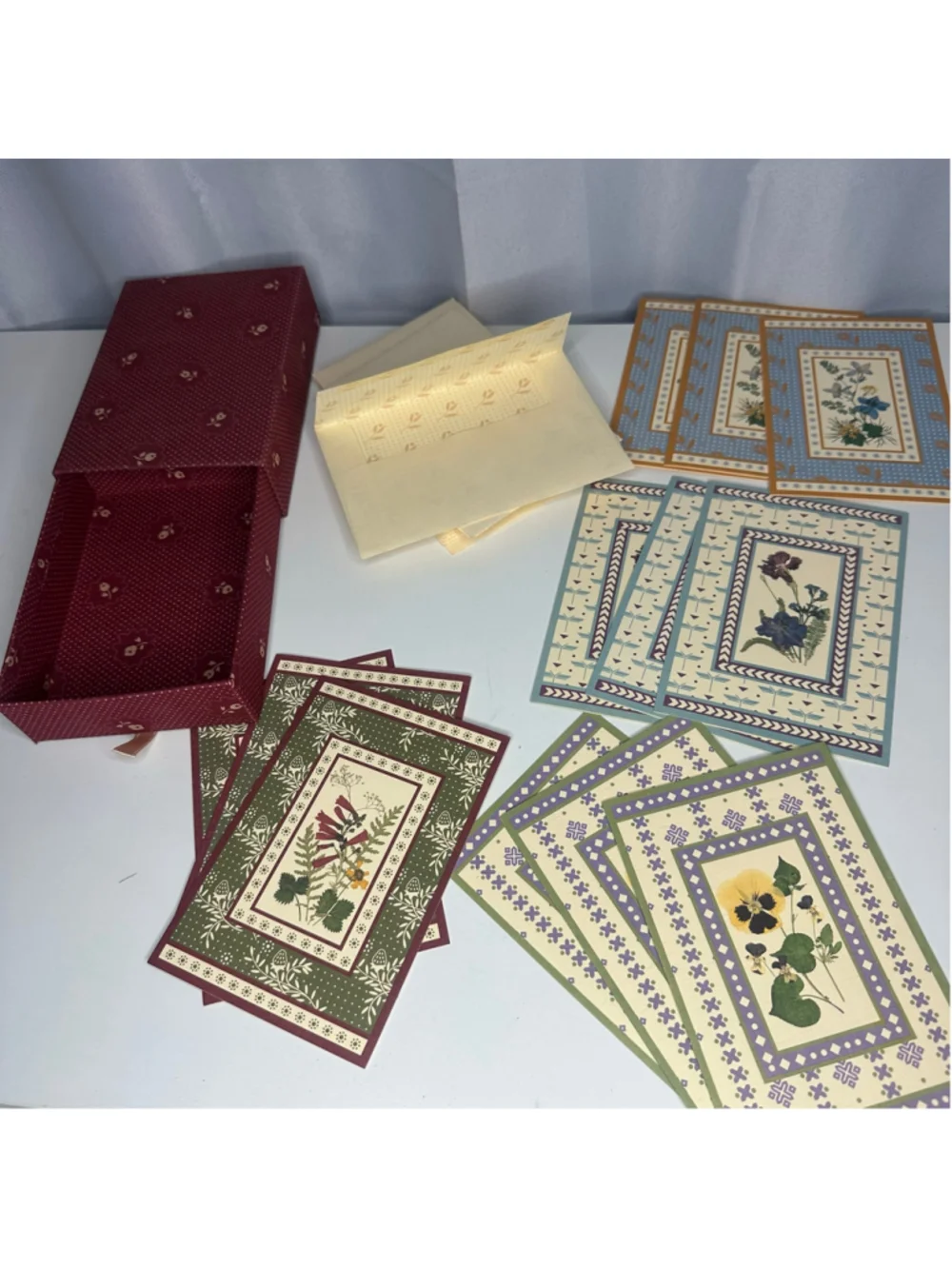 Vintage Stationery Set of 12 with Floral Blank Cards and Red Box